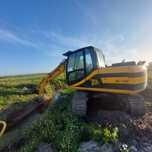 Jcb js130 koparka gąsienicowa
