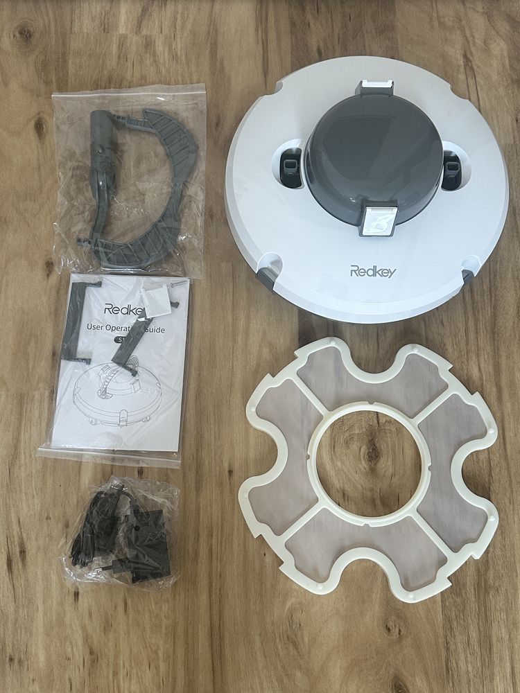 Redkey S100 - inteligentny robot do czyszczenia basenów
