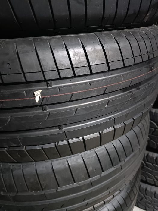 Pneus  235/55/19