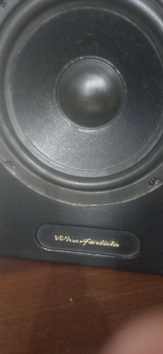 Subwoofer Wharfedale WH 208
