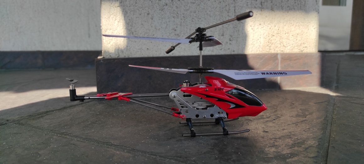 Mały helikopter RC plus części