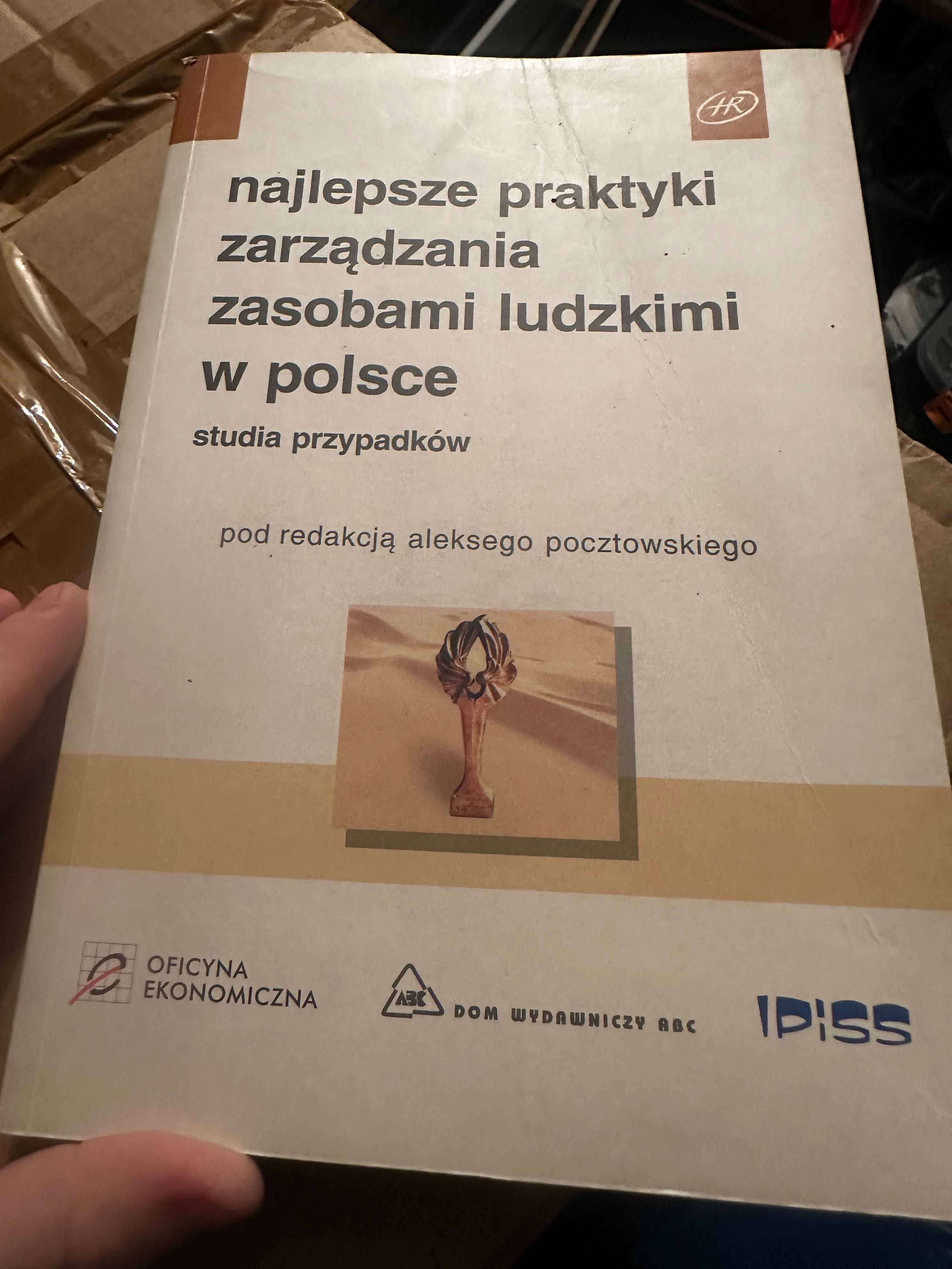 Zestaw książek w tematyce zarządzania zasobami ludzkimi