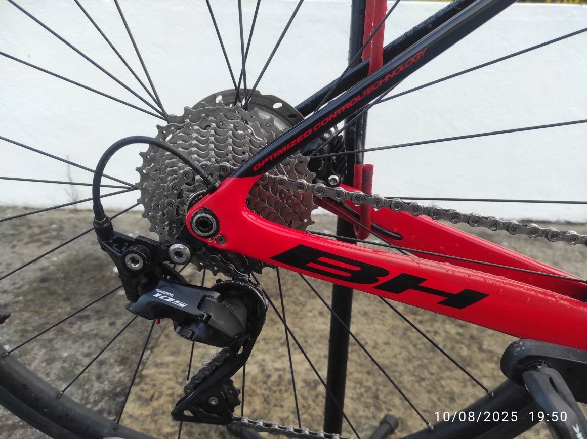 Bicicleta estrada BH Quartz 1.5 carbono
