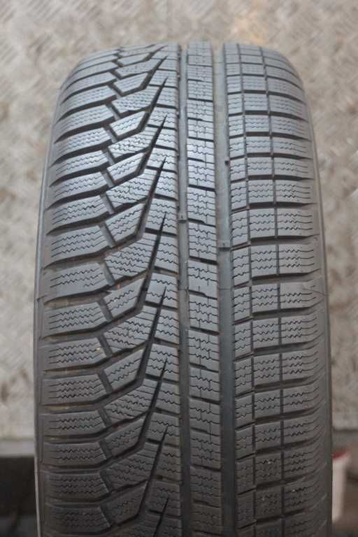 225/55/17 Hankook Winter i*cept evo2 225/55 R17 8mm 2019r
