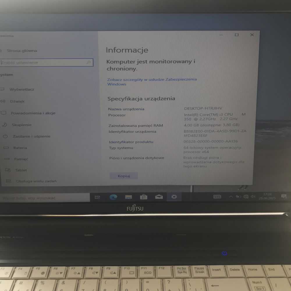 Laptop Fujitsu LifeBook A530 i3 2.27GHz 4GB 320GB Win10