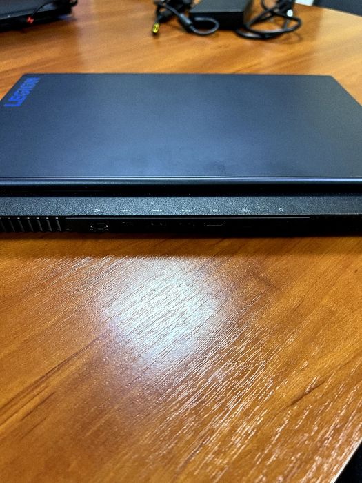 Ноутбук ігровий Lenovo Legion5 15ACH6H (82JU00YKRA) Black