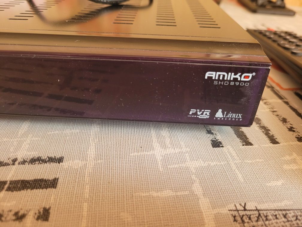 Супутниковий ресивер(тюнер) Amiko SHD-8900 Alien