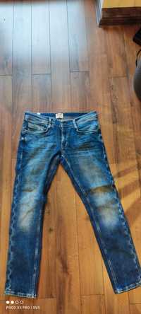 Mustang jeans rozmiar 32