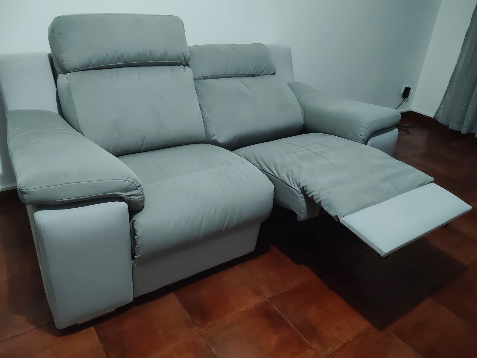 Sofá de 2 lugares
