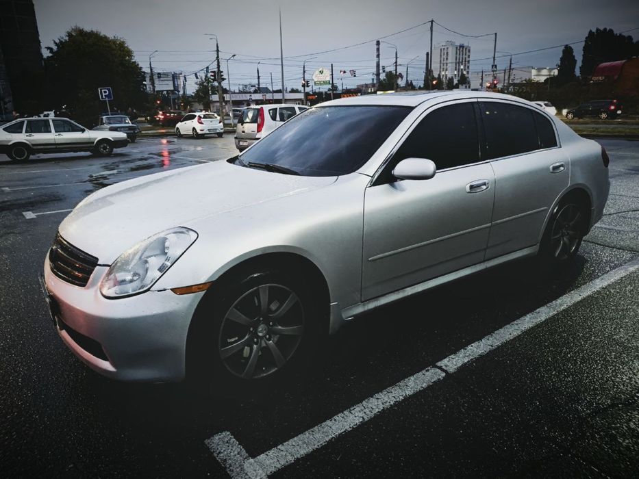 Infiniti g35 продам обмен