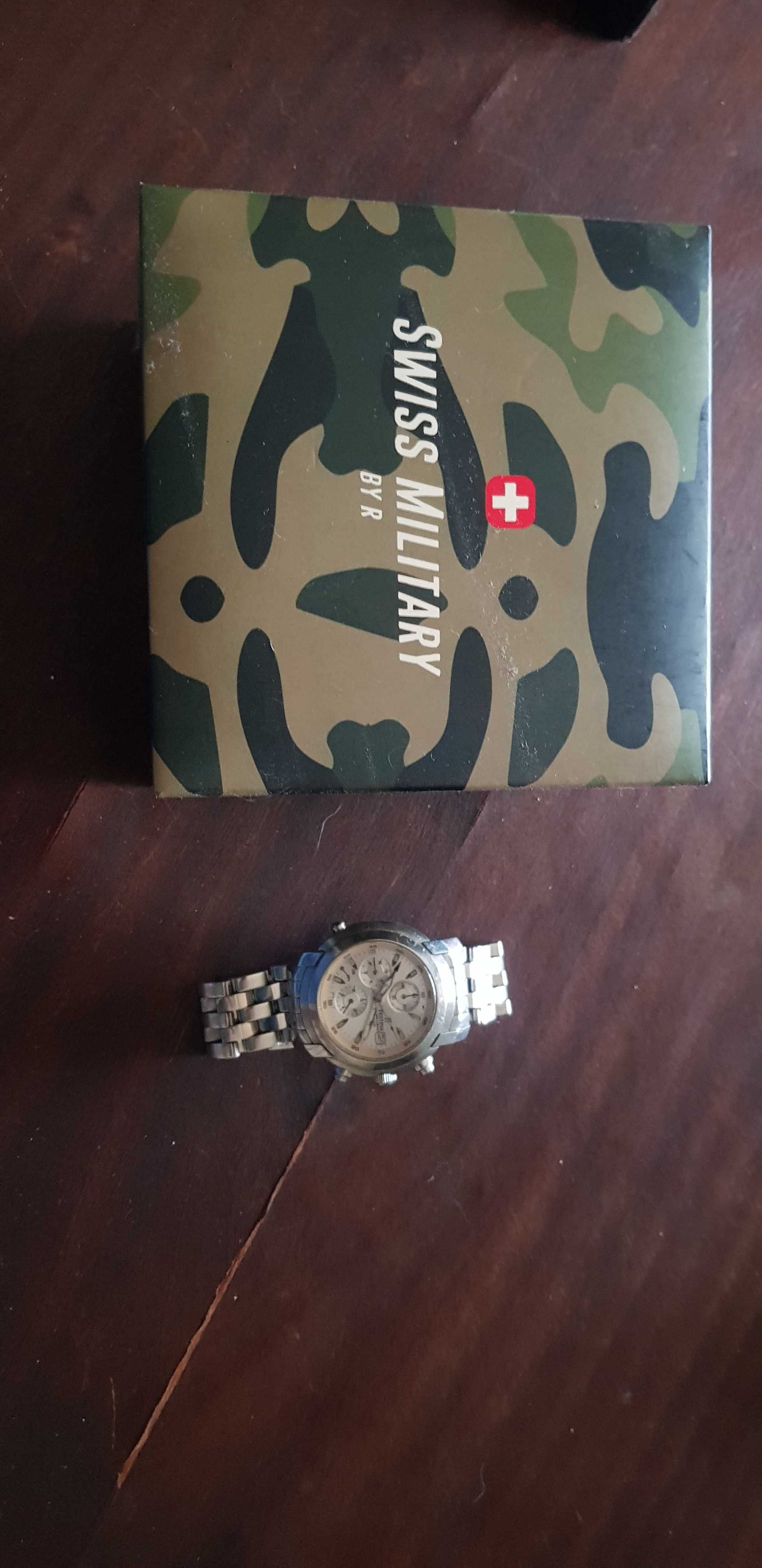 Relógio swiss military e festina