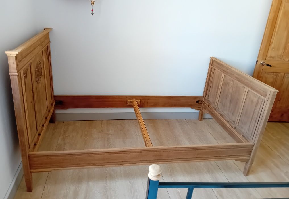 Cama eucalypto solteiro/ bedframe eucalyptus wood