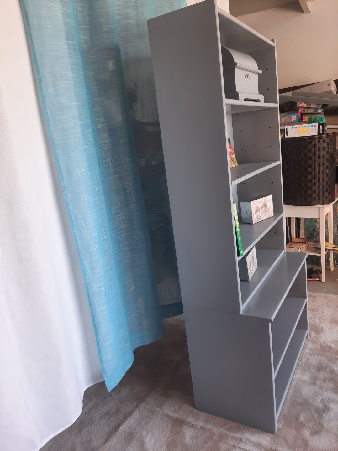 Bau/prateleira  cinza