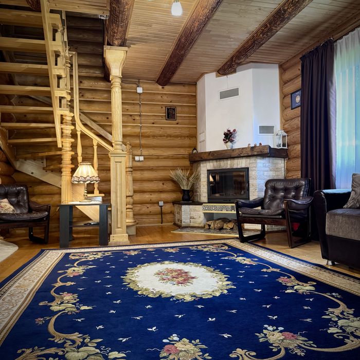 Затишний дерев'яний будиночок у тиші лісу на 4+2 осіб