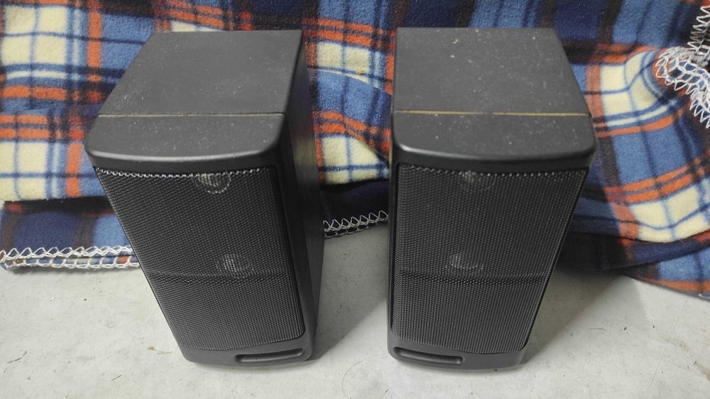 Colunas de som radio
