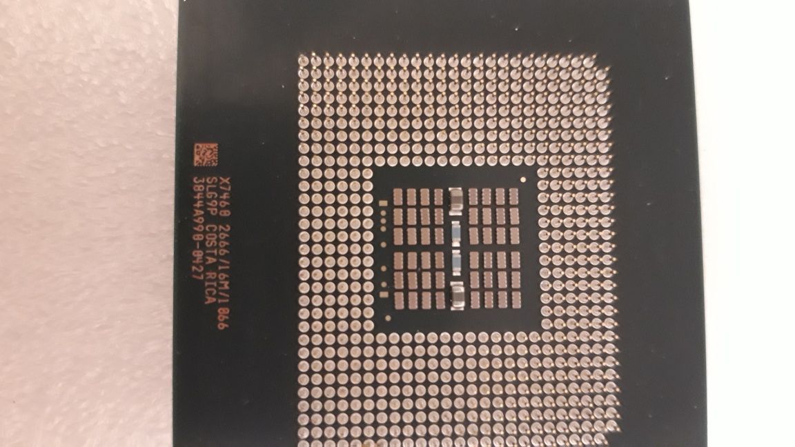 Intel Xeon X7460 6 x 2.66GHz. Stan idealny.