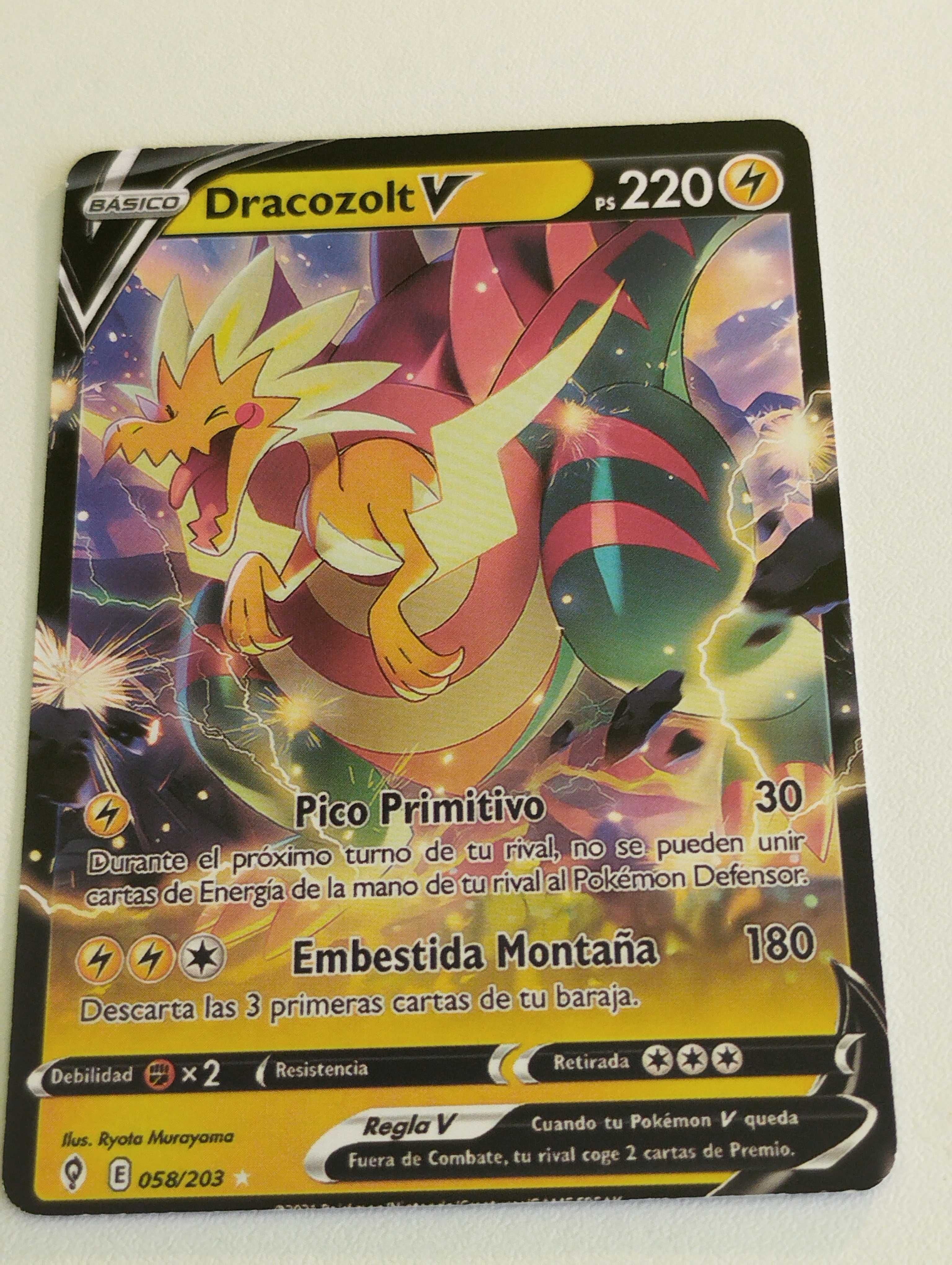 Cartas Pokémon V em bom estado