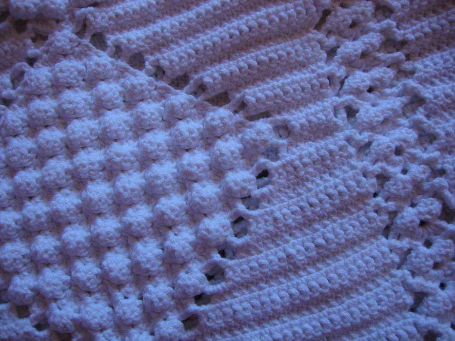 Colcha de renda crochet feita à mão NOVA