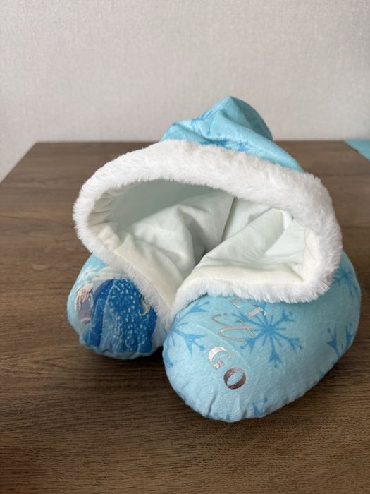 Дитяча плюшева дорожня пошушка Ельза 2-6 р