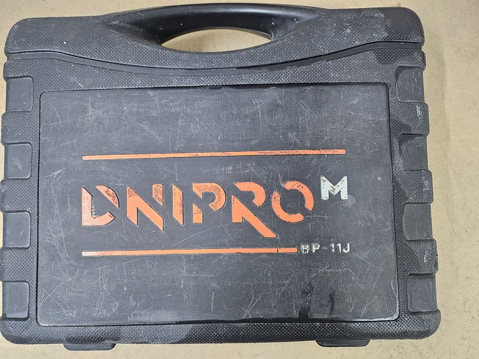 Електролобзик Dnipro-M JS-110S