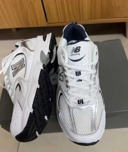 *NewBalance530Biały Pozostafa.40.5