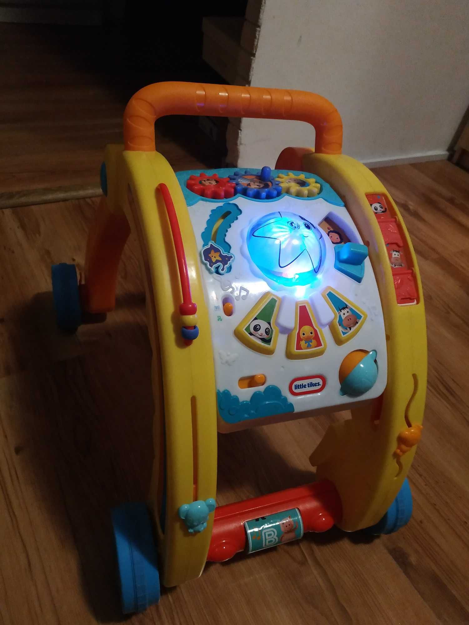 Pchacz chodzik dziecięcy Little Tikes