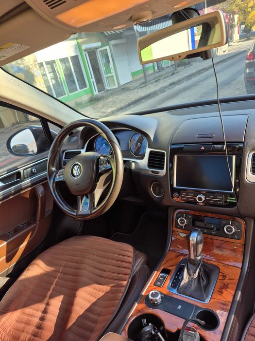 Фольцваген TOUAREG