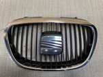 grill/atrapa seat leon 2