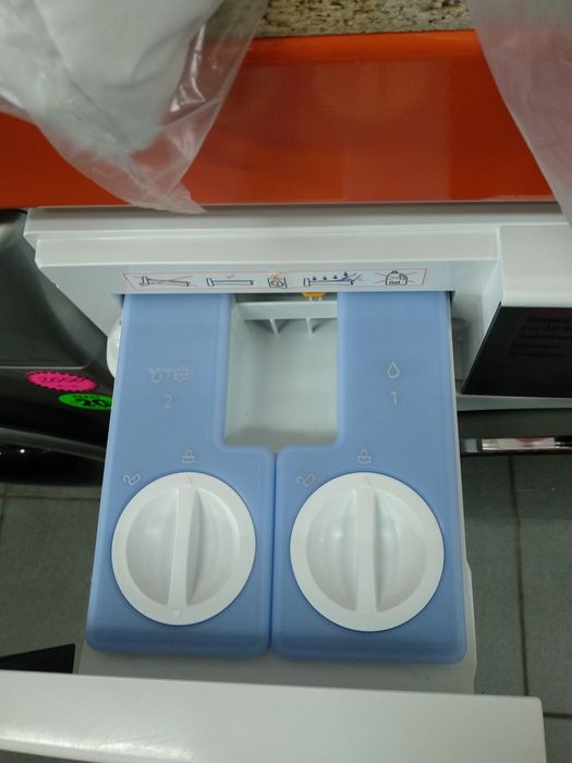 OUTLET Janki ul Wspólna 6 Pralko-suszarka LG F4DV910A2E