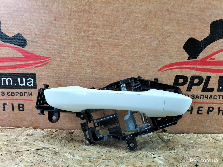 VW Tiguan II 2015-2020 Ручка двери задняя левая 510837811M