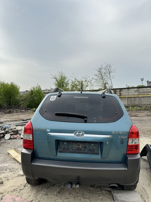 В разборе hyundai tucson 2.0 d