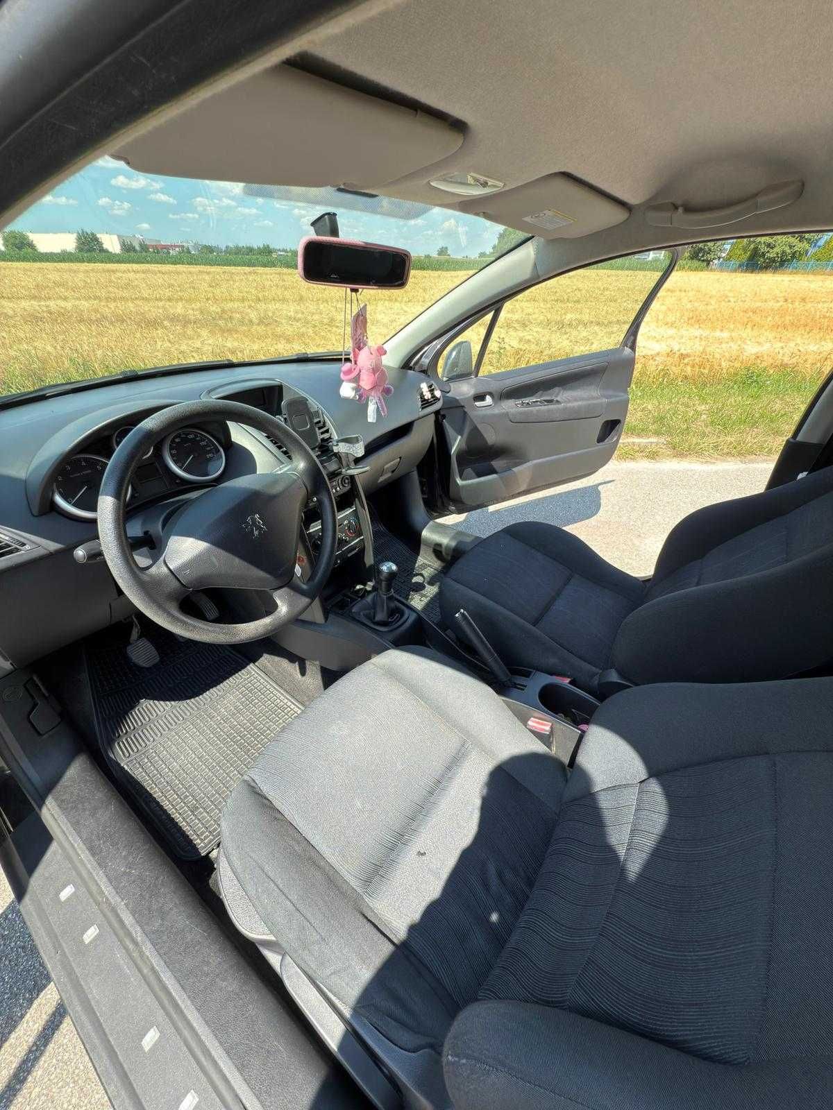 PEUGEOT 207 1.4 8V 73KM 2006