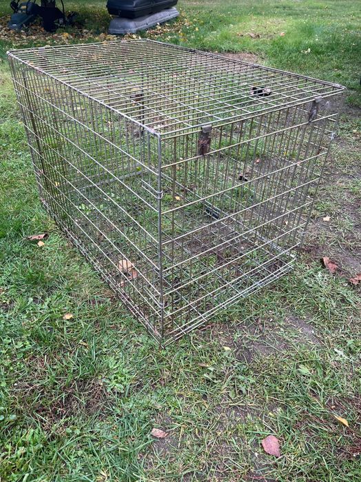 Bardzo duża metalowa klatka dla psa