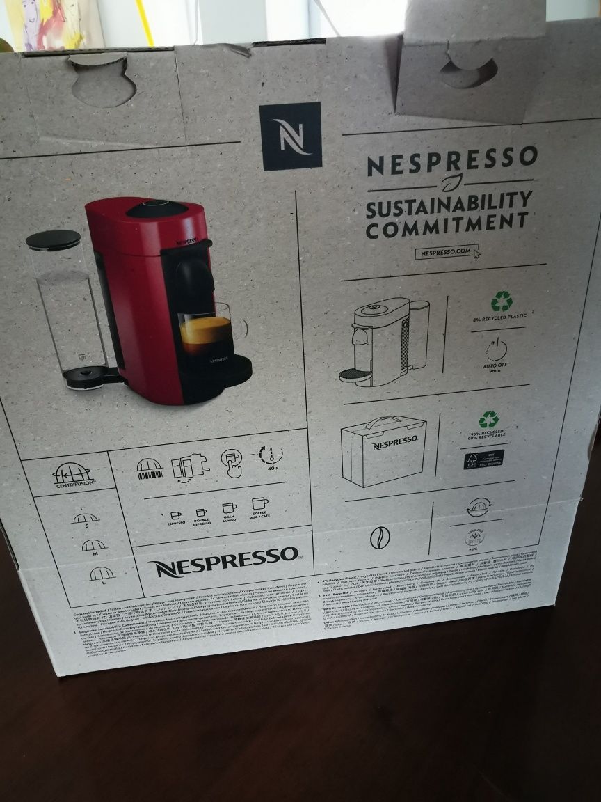 Máquina Nespresso - Vertuo--Nova sem sair da caixa