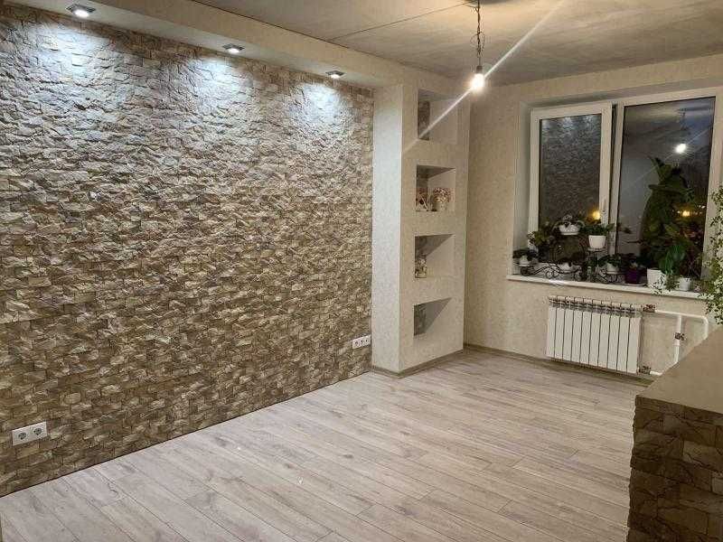 Продается  3 ком.кв. рядом с ТРК УКРАИНА 35 000$