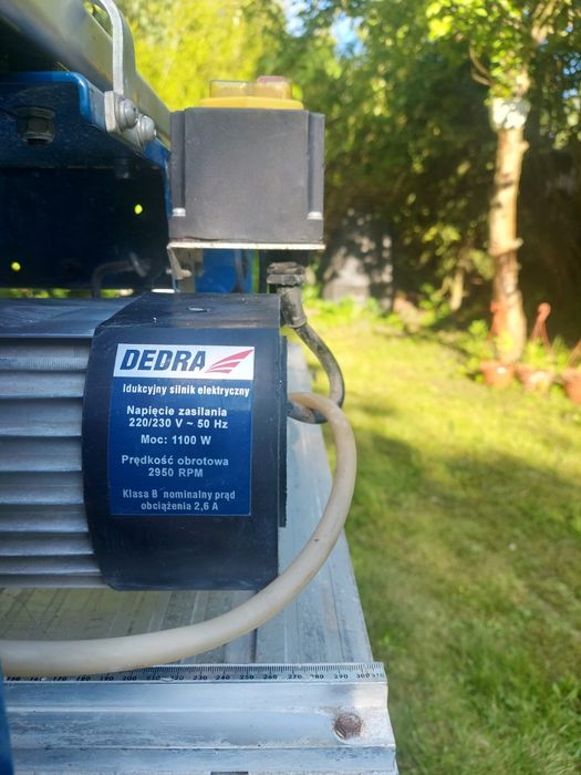 Przecinarka do Gresu i terakoty . Firmy Dedra