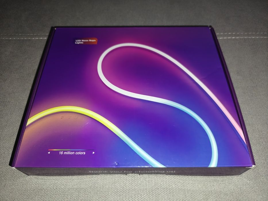 Luxonic - neonowa taśma LED 5m (pilot, aplikacja)