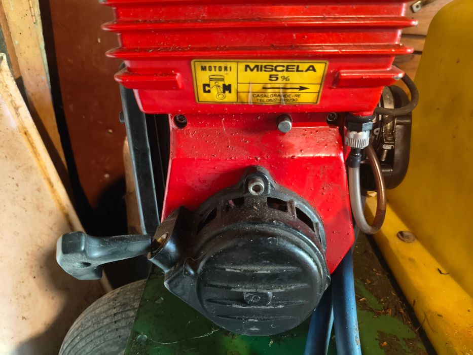 Pulverizador  com motor