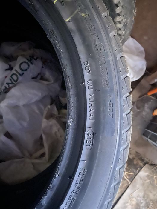 Opony zimowe 235/45/r18