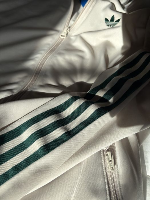 Tracksuit jacket Adidas - Limitado Ásia