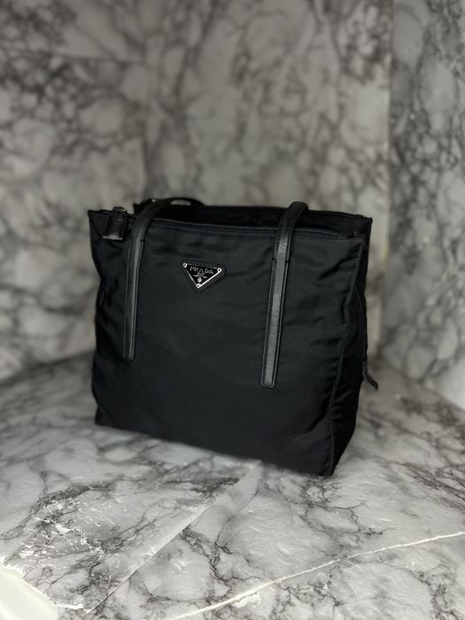 Сумка сумочка нейлон и кожа Prada оригинал