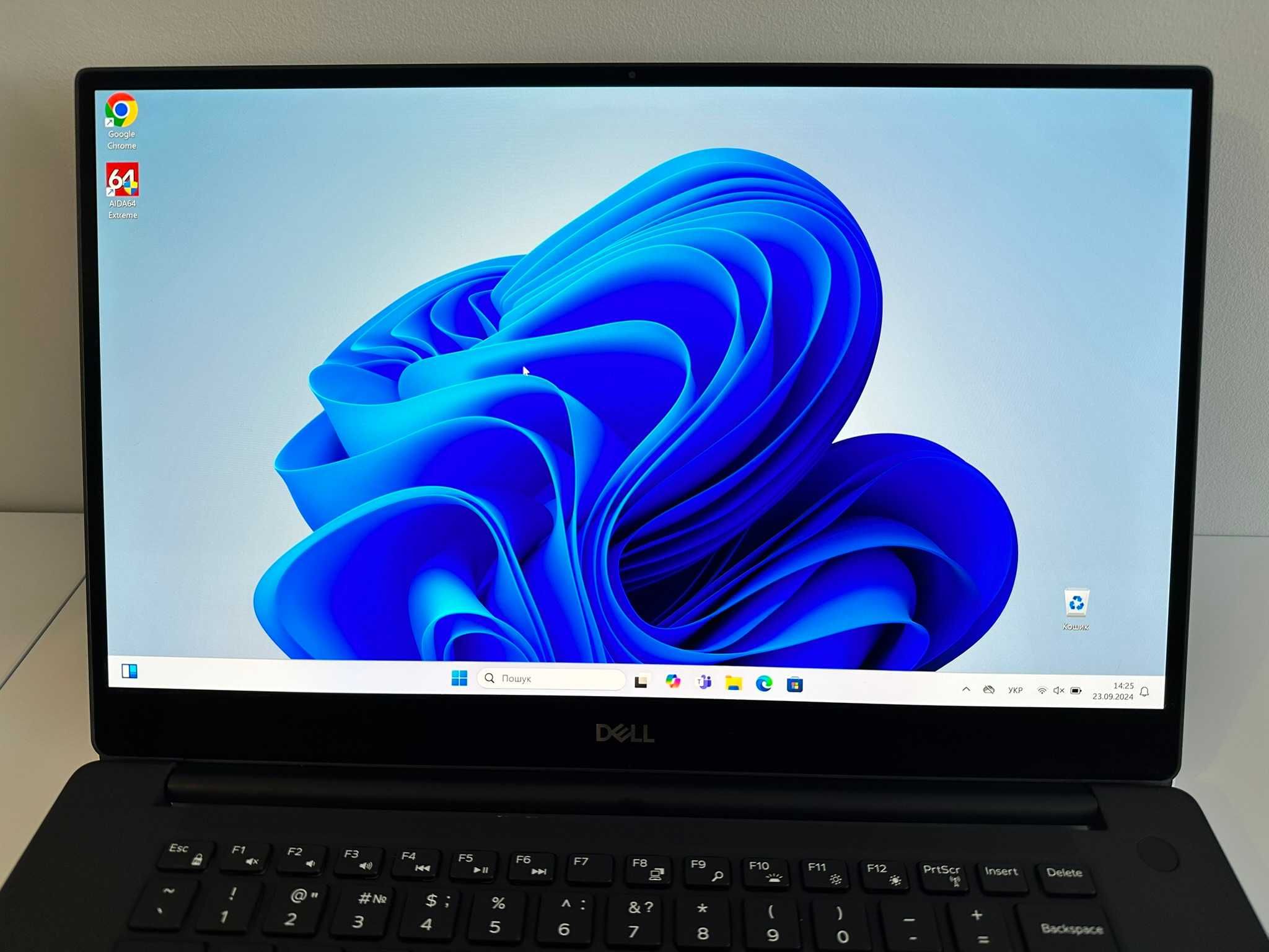 15.6" 4k OLED екран верхня кришка Dell XPS 15 7590 під ремонт\монітор