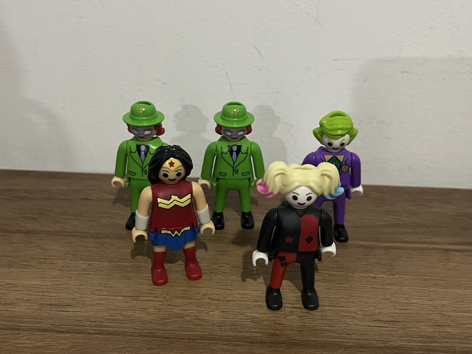 Figuras playmobil - Kinder - DC