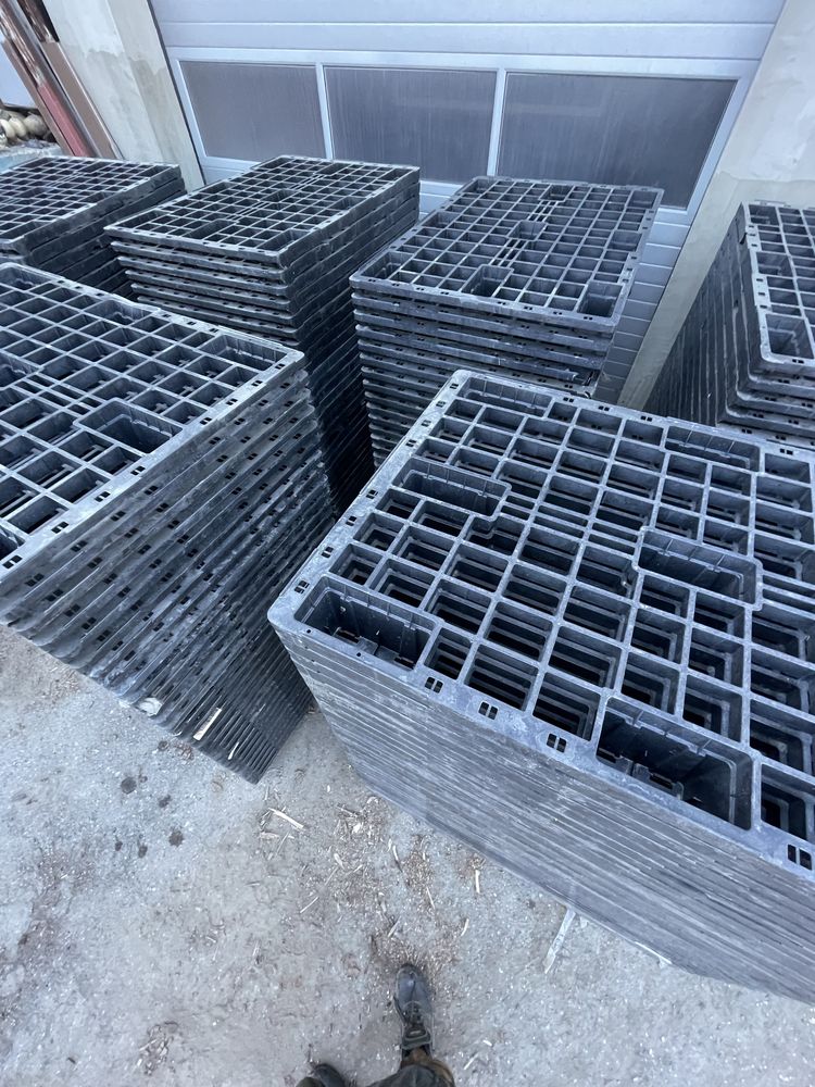 Plastikowe palety ażurowe 80x120