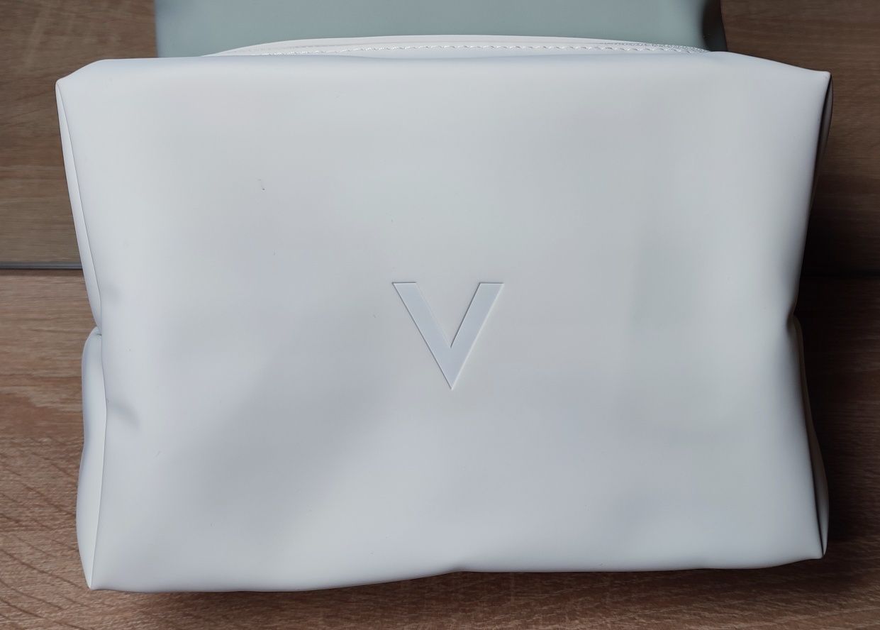 Косметичка Vichy зі зразками