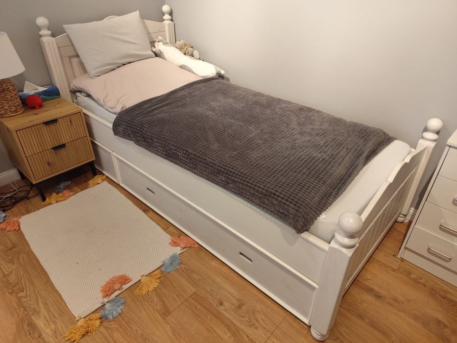 Łóżka 90x200 białe drewniane