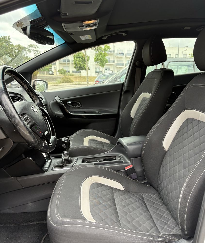 Kia Ceed SW 1.6 136cv GTLine