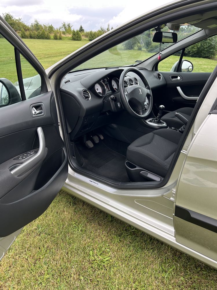 Peugeot 308 stan idealny polski salon