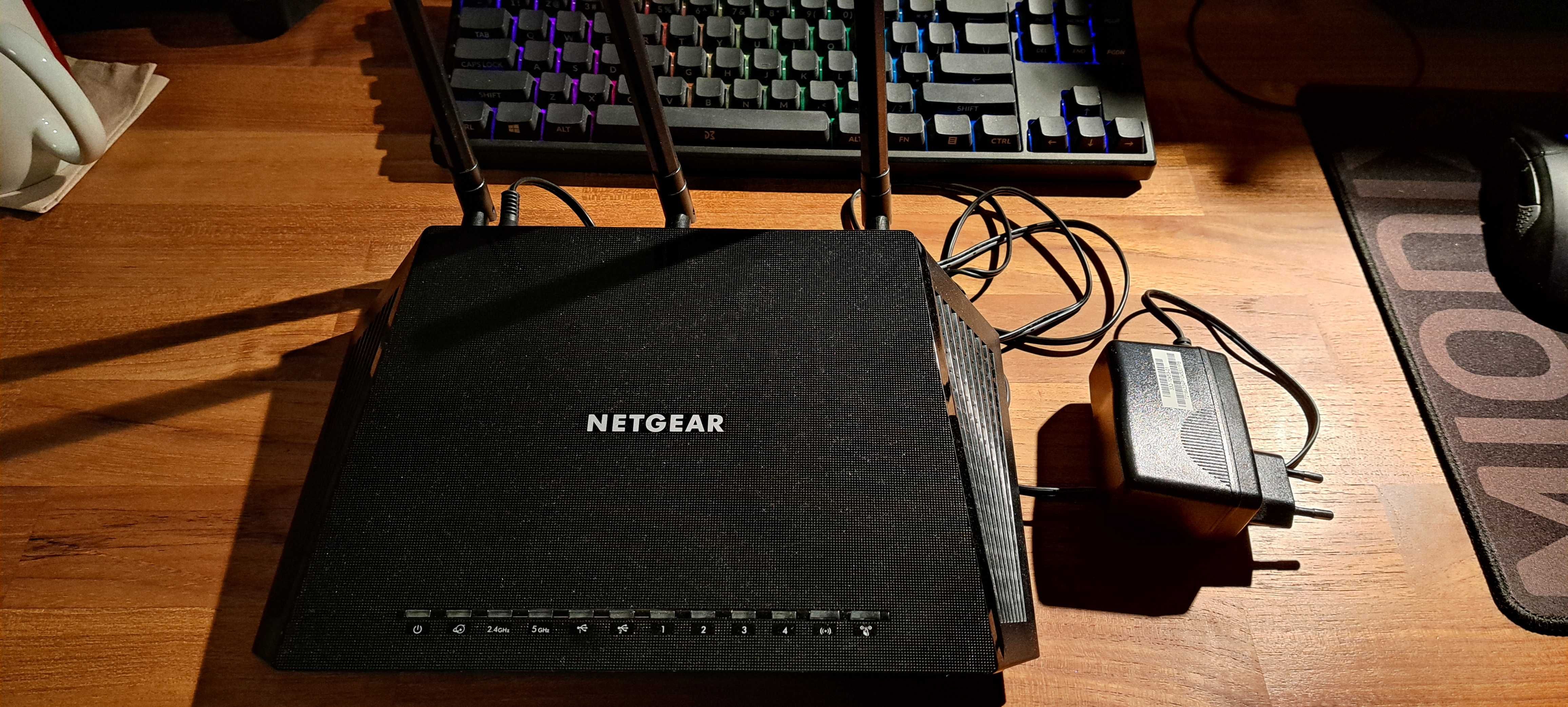 Router Netgear R6400 (1750Mb/s a/b/g/n/ac, 2xUSB)