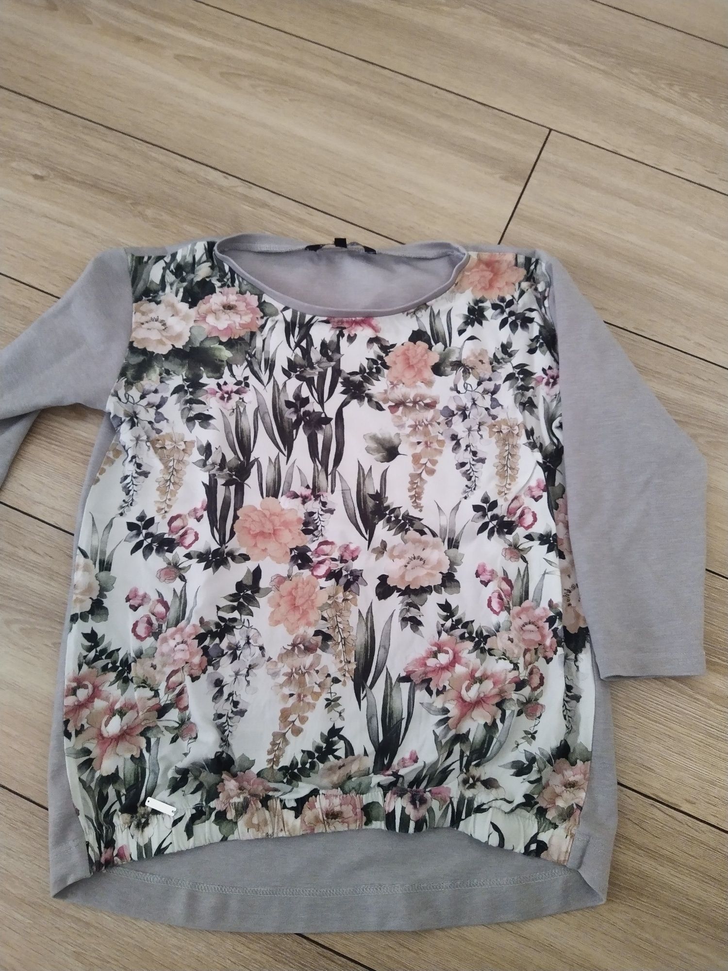 Bluzka bomber XS Top secret kwiaty floral szara kobieca